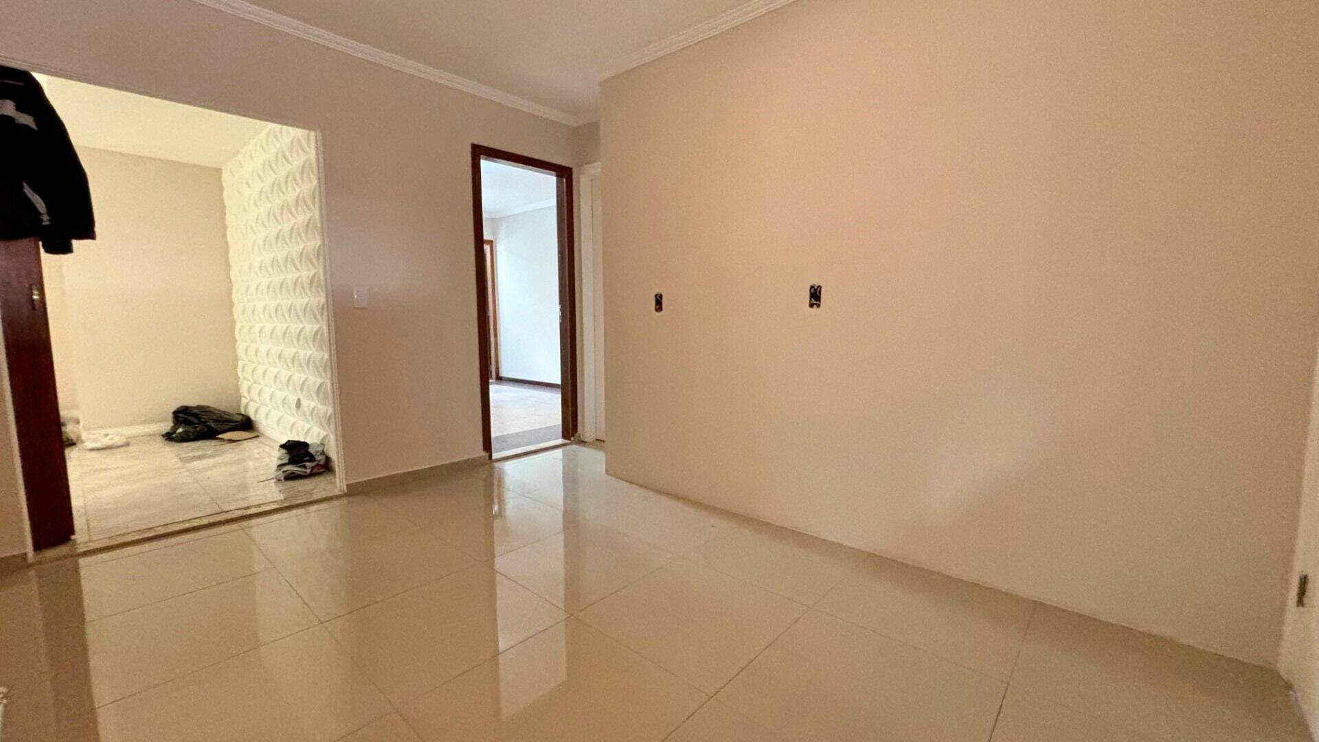 Casa à venda no Jardim das Tulipas: 