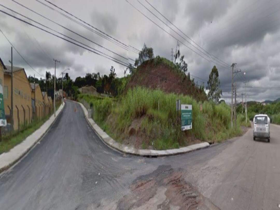 Área à venda no Chácaras Santa Martha: 