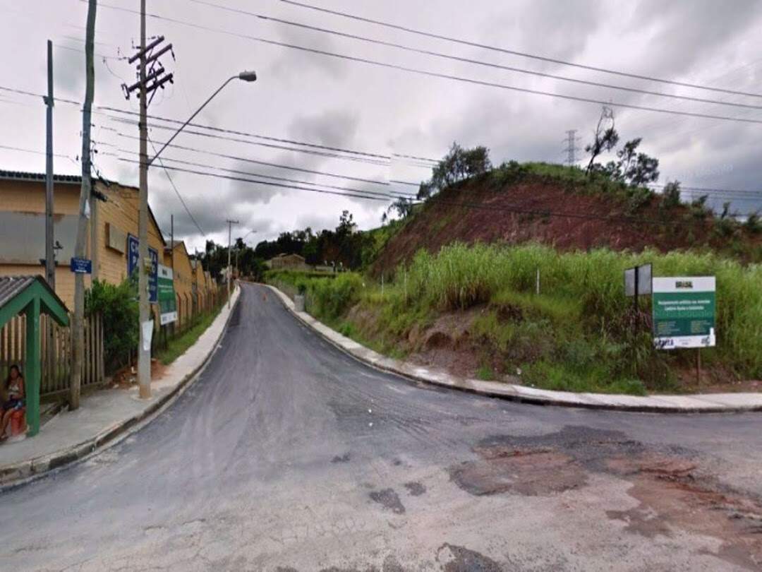 Área à venda no Chácaras Santa Martha: 