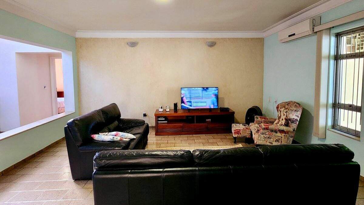 Casa à venda no Jardim Estádio: 