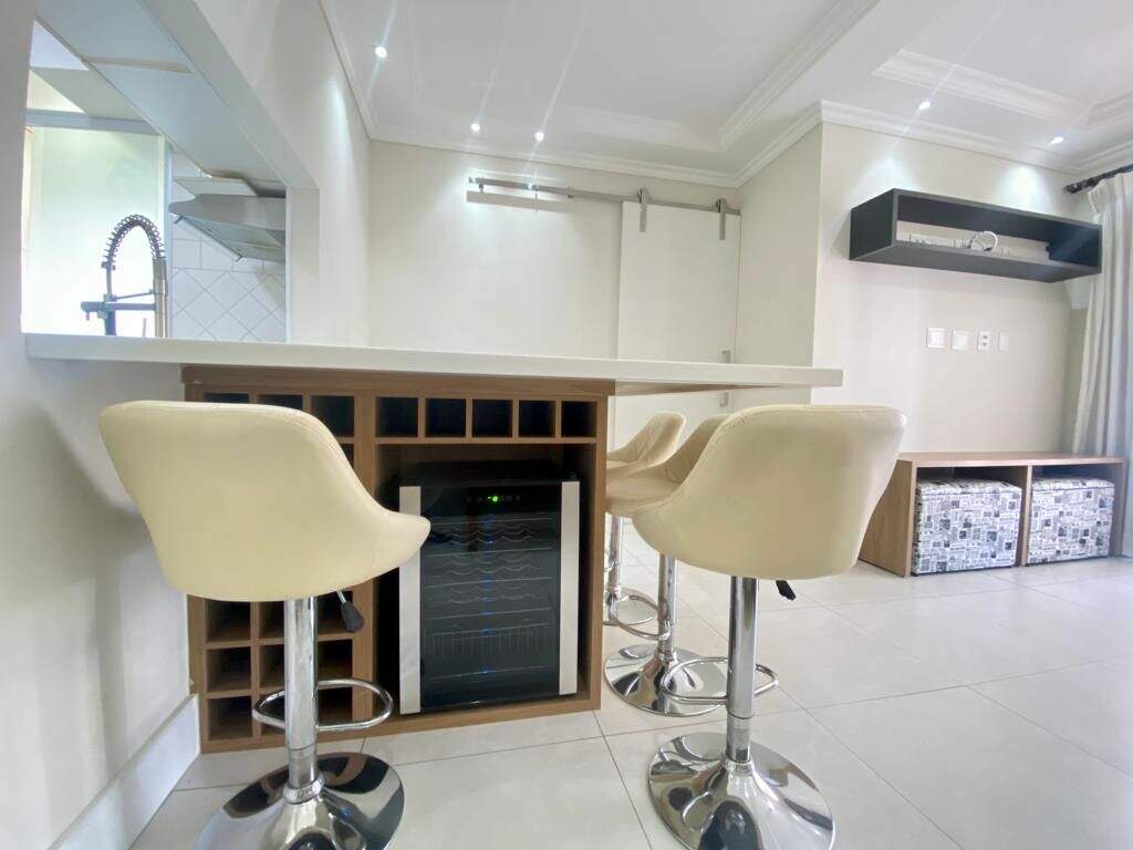 Apartamento à venda no Vila das Hortências: 