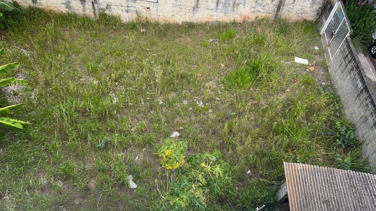 Terreno à venda no Horto Santo Antonio: 