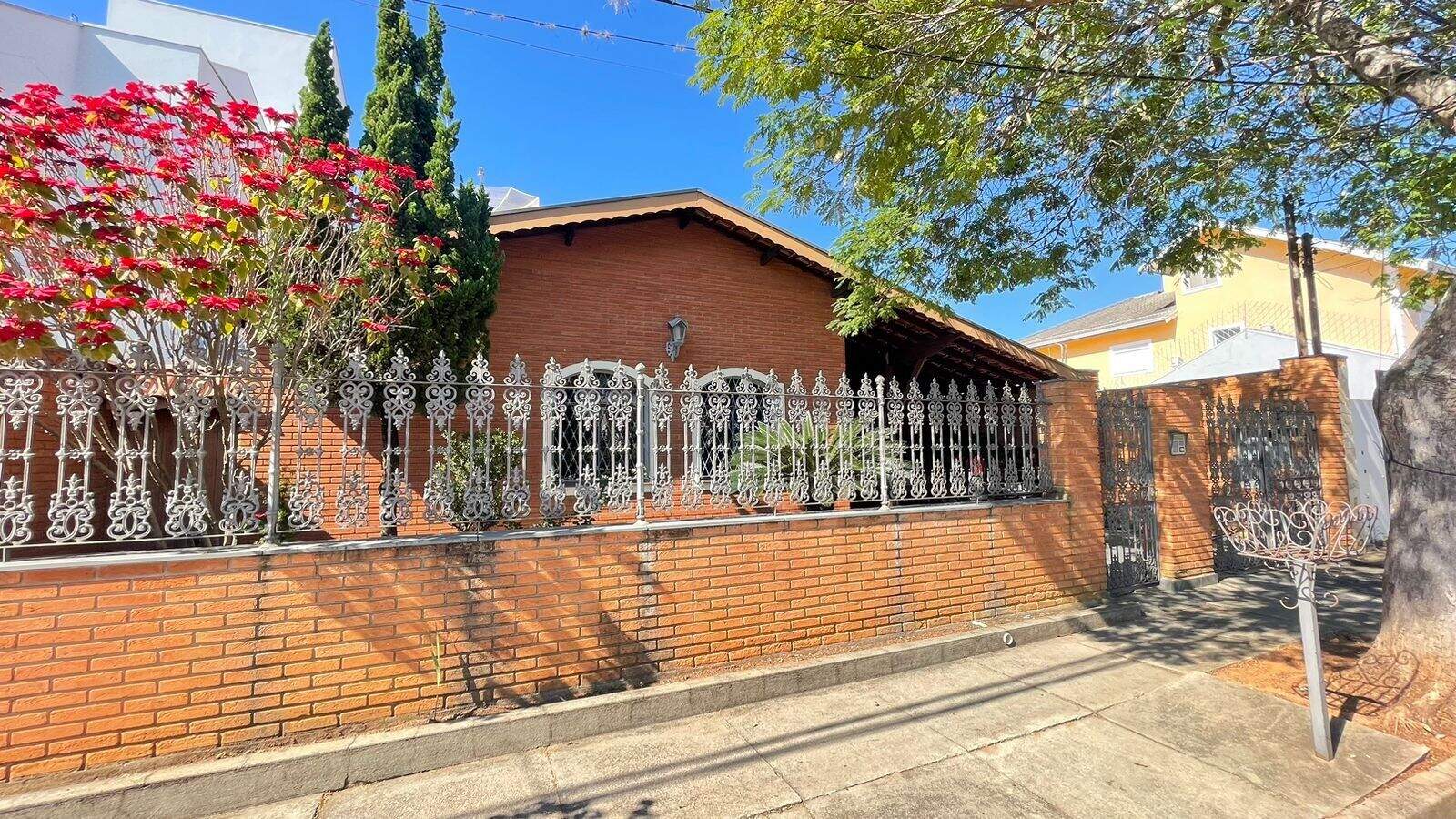 Casa à venda no Jardim das Samambaias: 