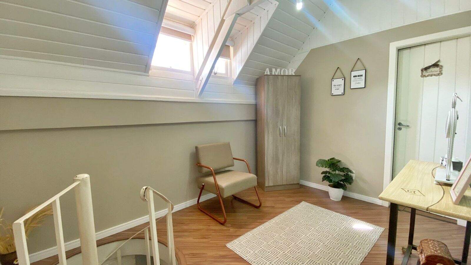 Casa à venda no Jardim Tannus: 