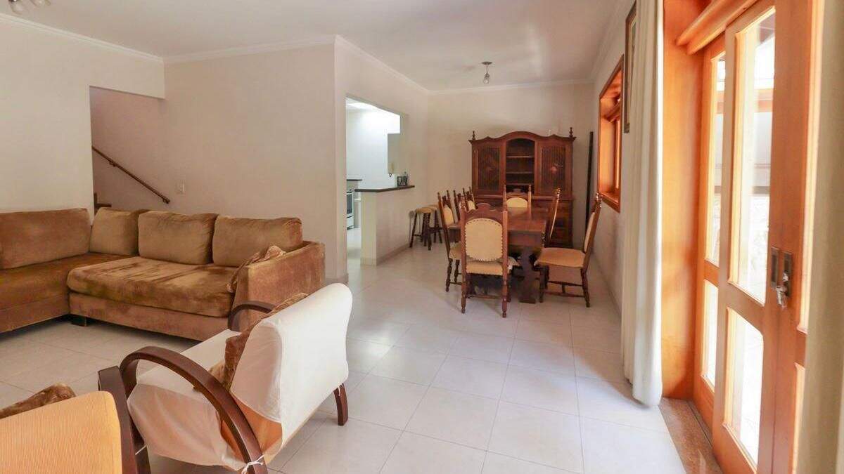 Casa à venda no Jardim Messina: 