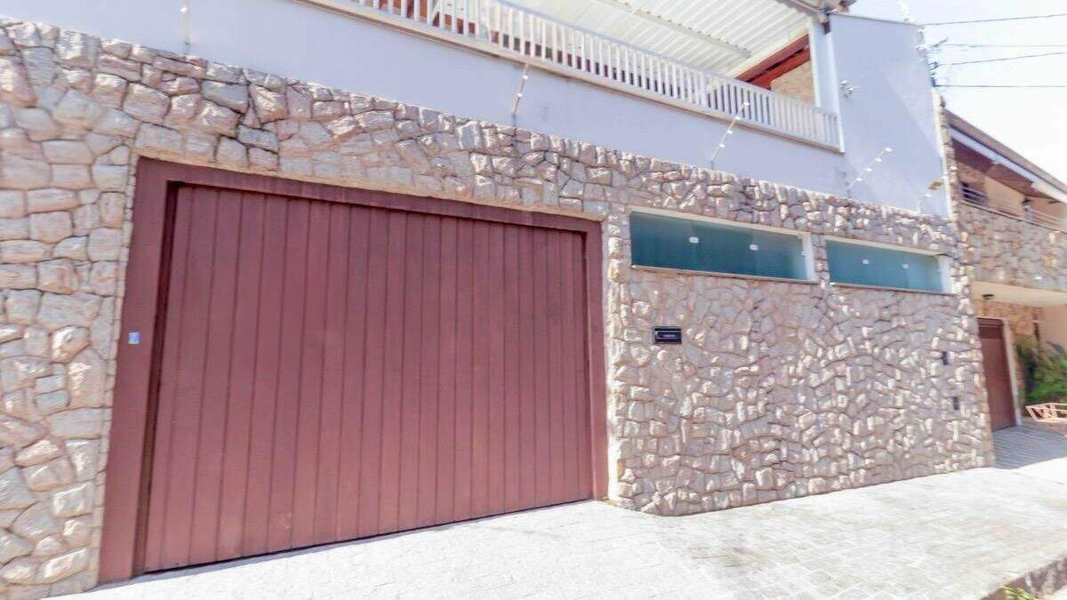 Casa à venda no Jardim Messina: 