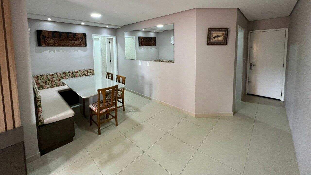 Apartamento à venda no Vila das Hortências: 