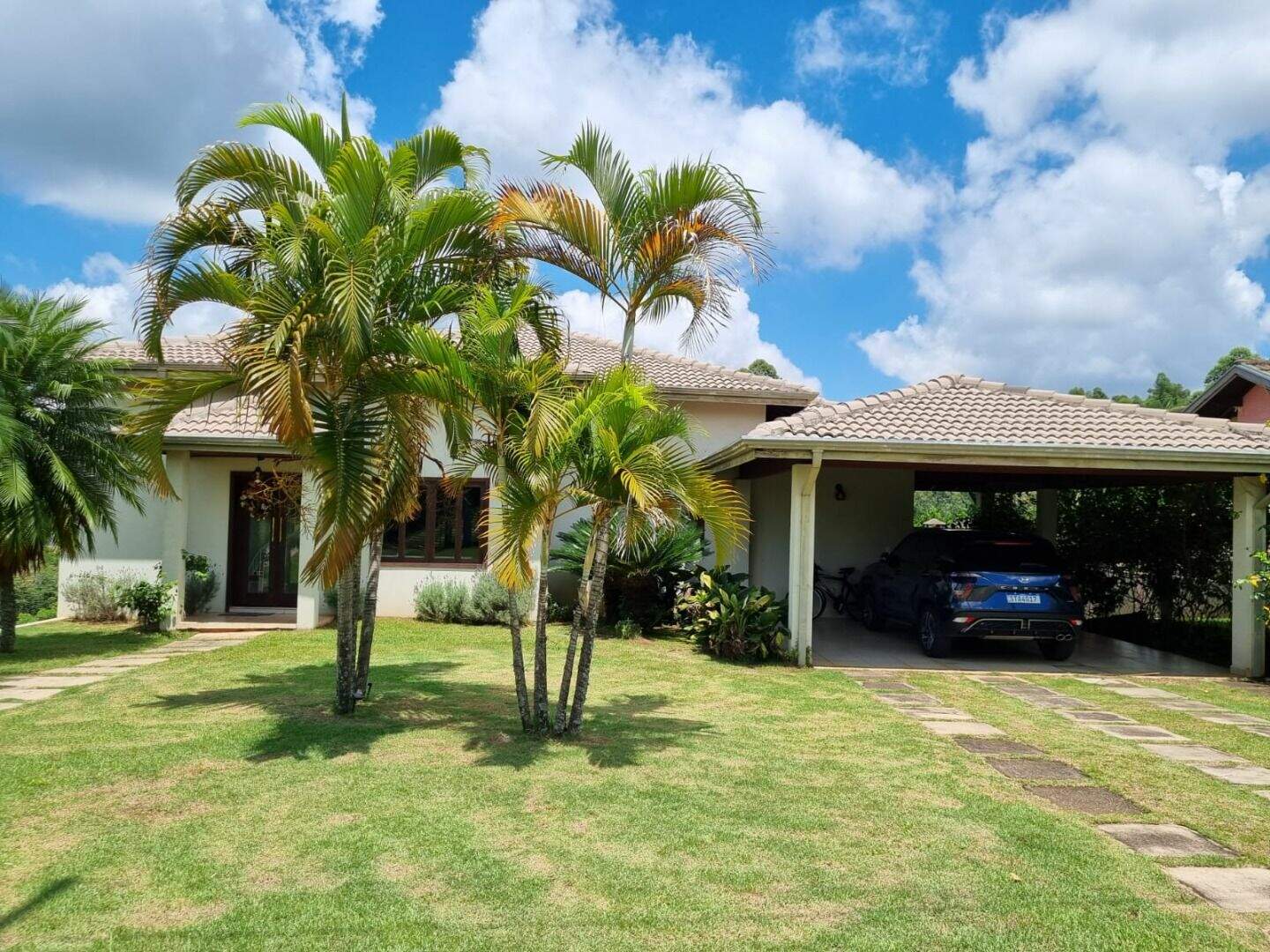 Casa à venda no Medeiros: 