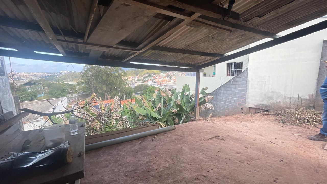 Terreno à venda no Jardim América II: 