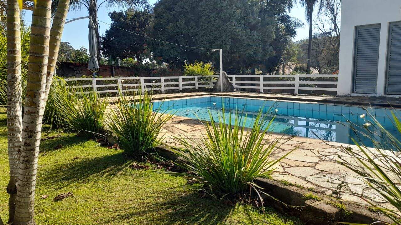 Chácara à venda no Medeiros: 