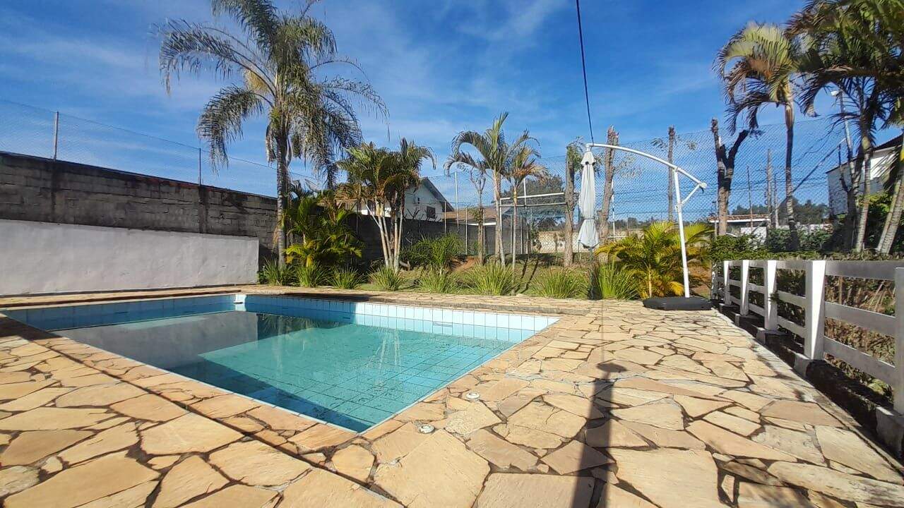 Chácara à venda no Medeiros: 