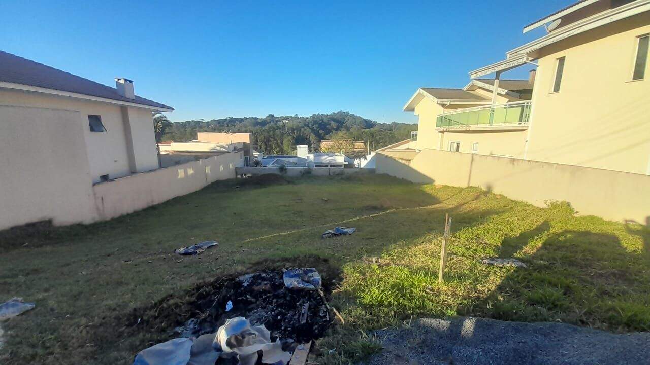 Terreno à venda no Jardim Dona Donata: 