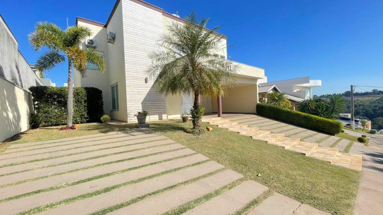 Casa à venda no Cambarah: 