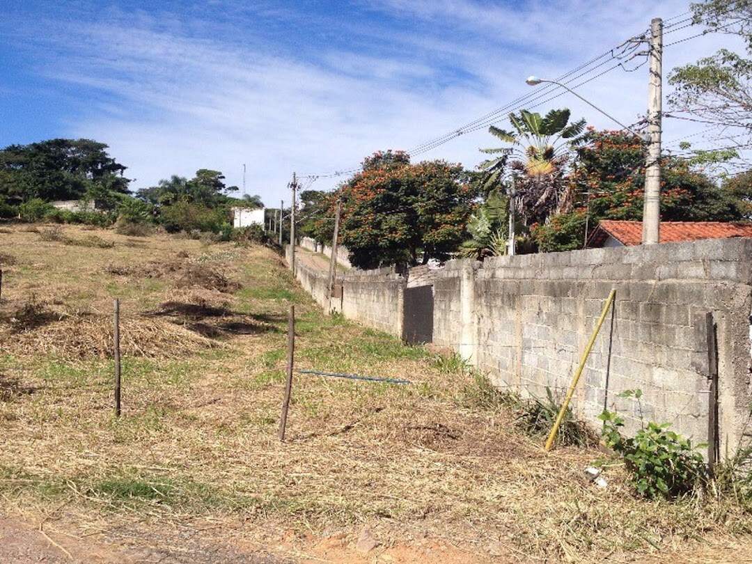Terreno à venda no Chácara Aeroporto: 