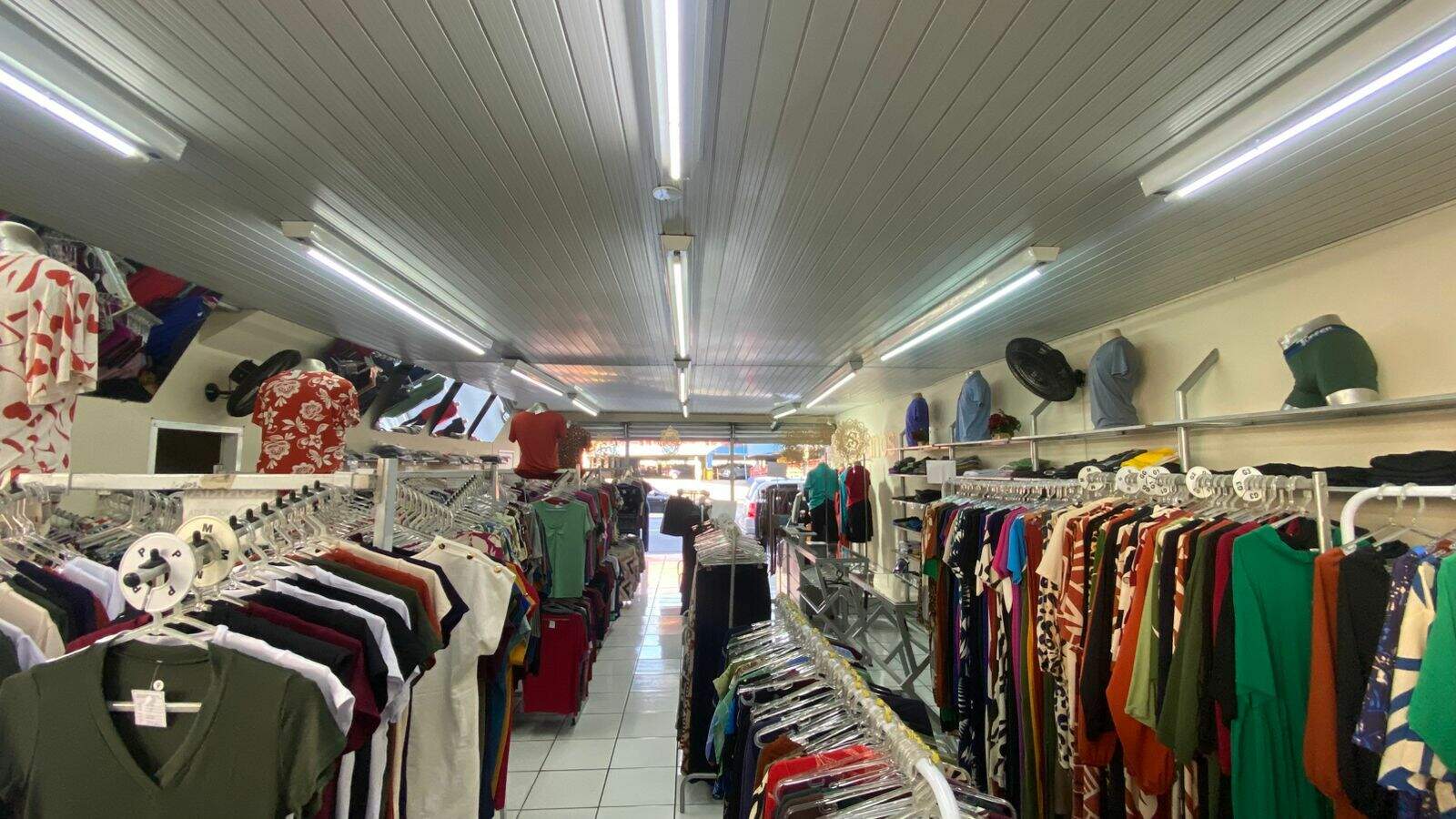 Salão à venda no Vila Joana: 