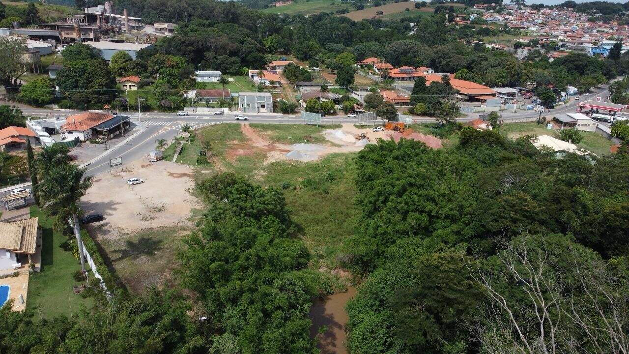 Área à venda no Jundiaí Mirim: 