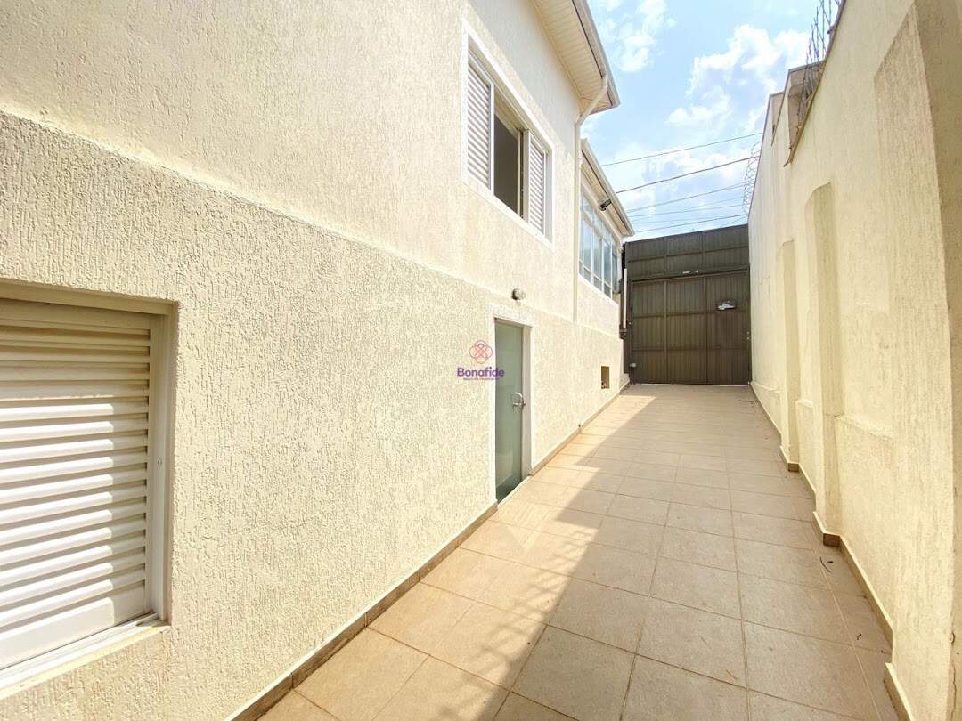 Casa à venda no Centro: 