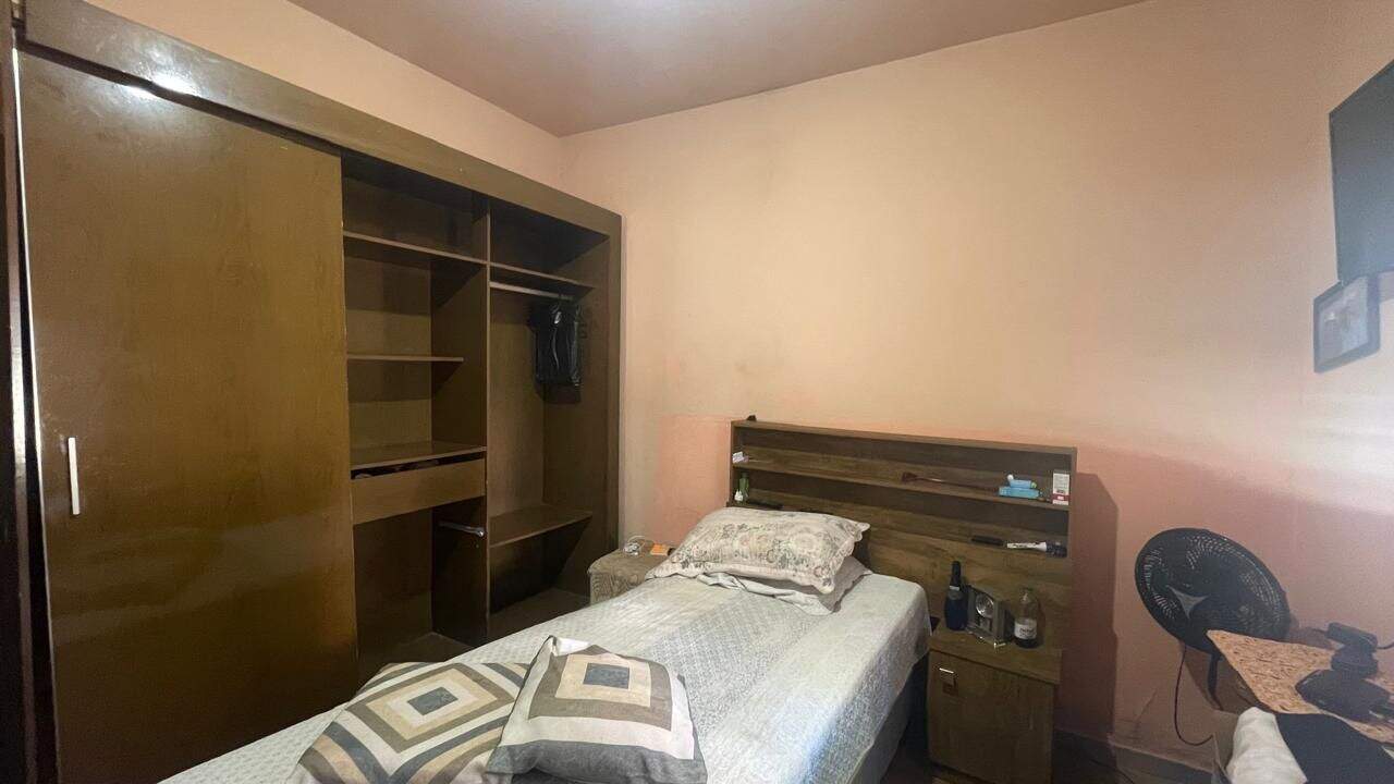 Casa à venda no Jardim Alegre: 