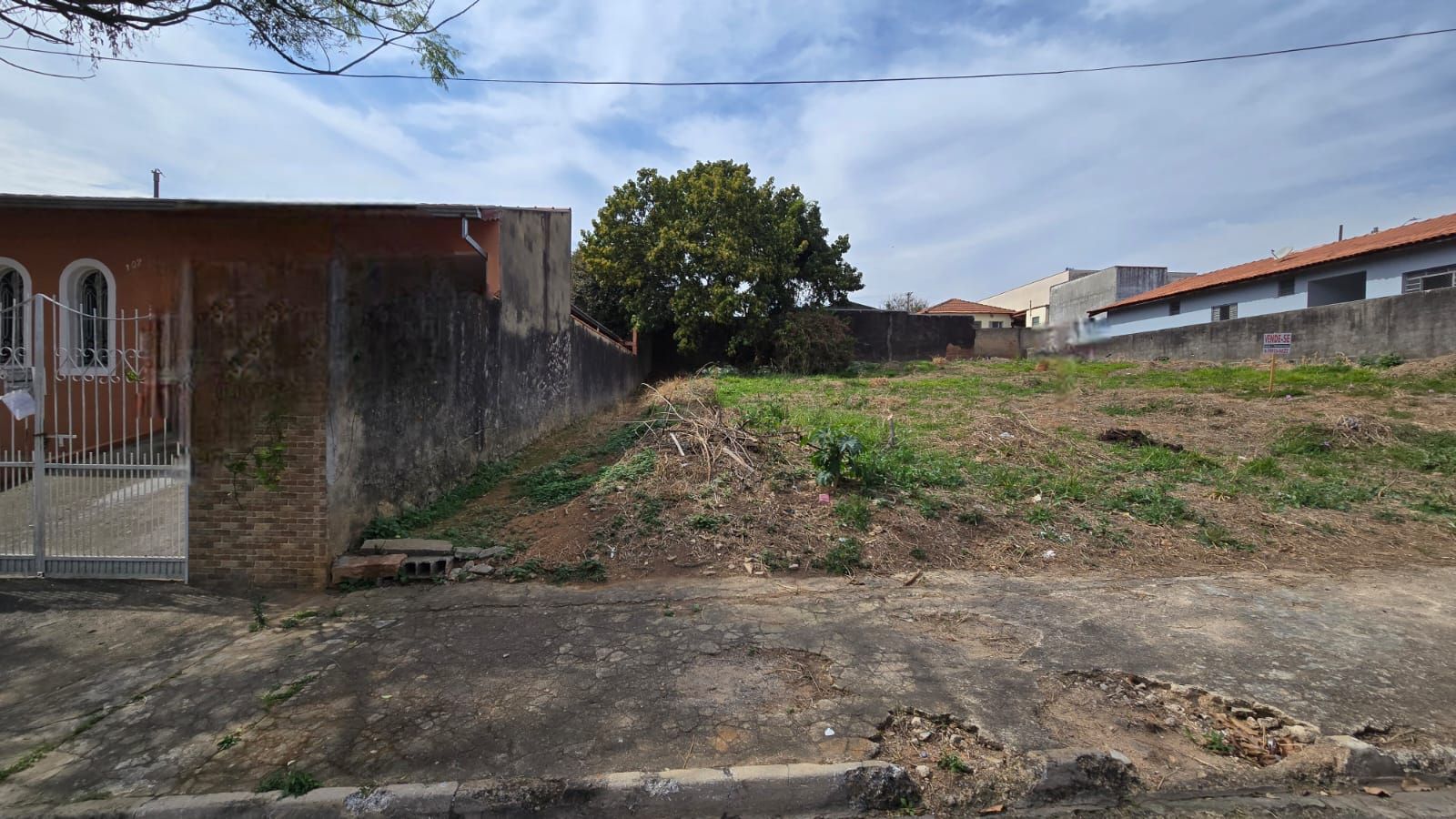 Terreno à venda no Jardim Primavera: 