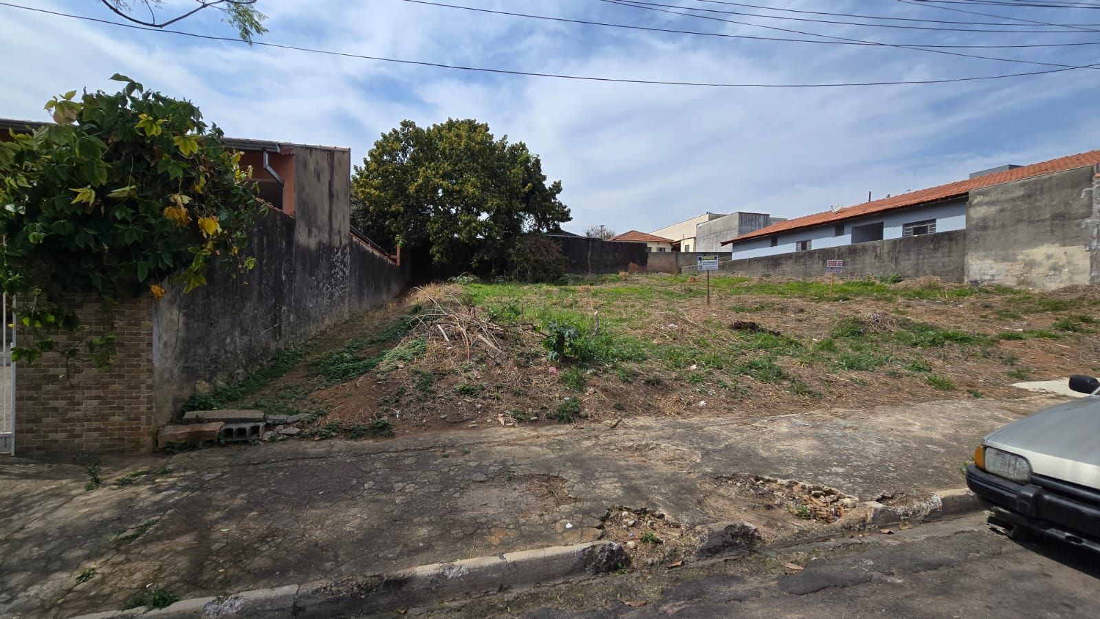 Terreno à venda no Jardim Primavera: 