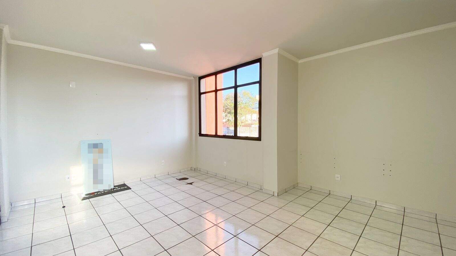 Sala à venda no Centro: 