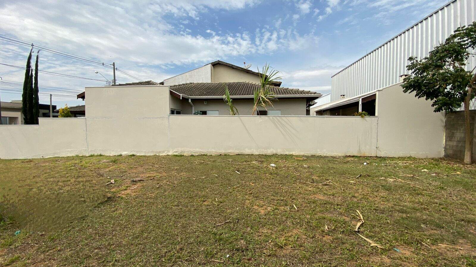 Terreno à venda no Nova Era: 