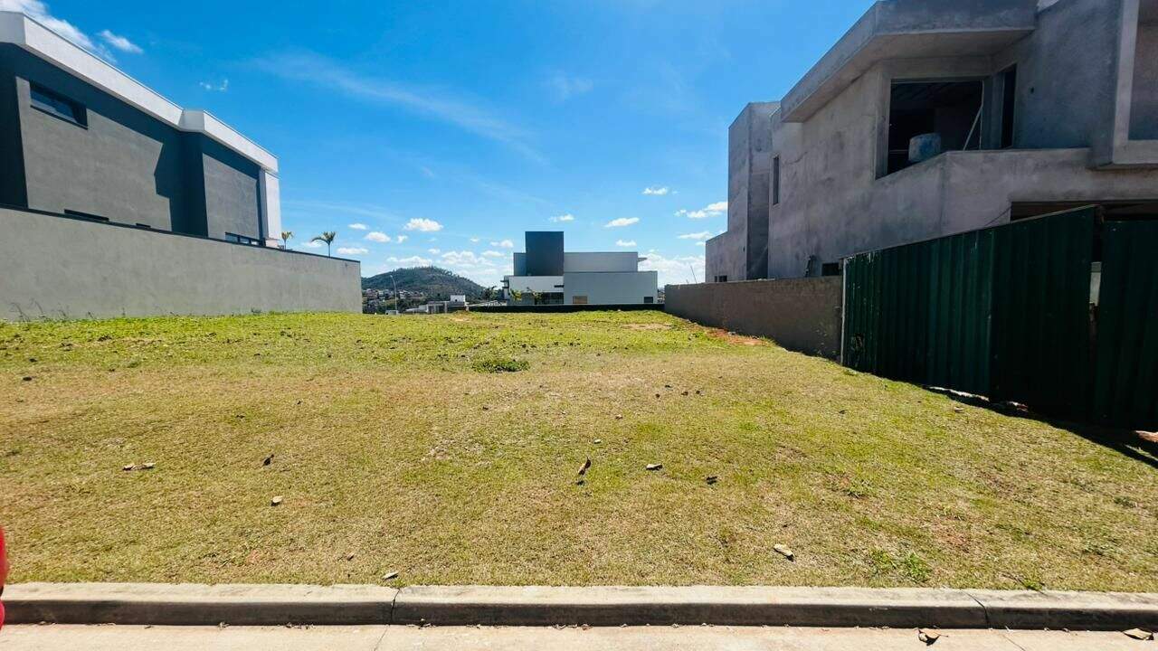 Terreno à venda no Chácara Terra Nova: 