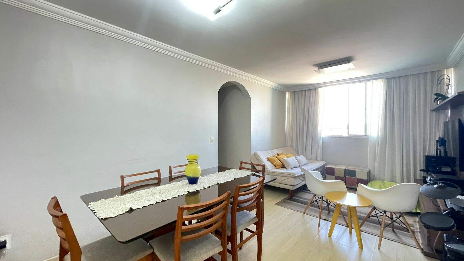 Apartamento à venda no Vila Rafael de Oliveira: 