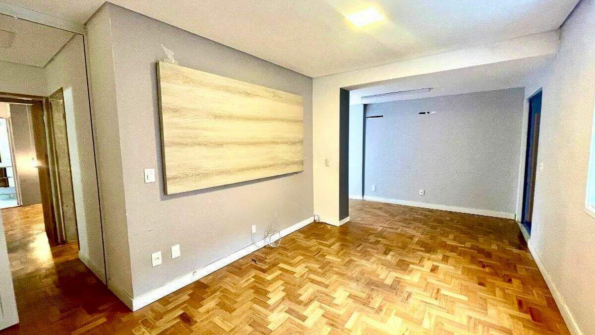 Casa à venda no Loteamento Reserva Ermida: 