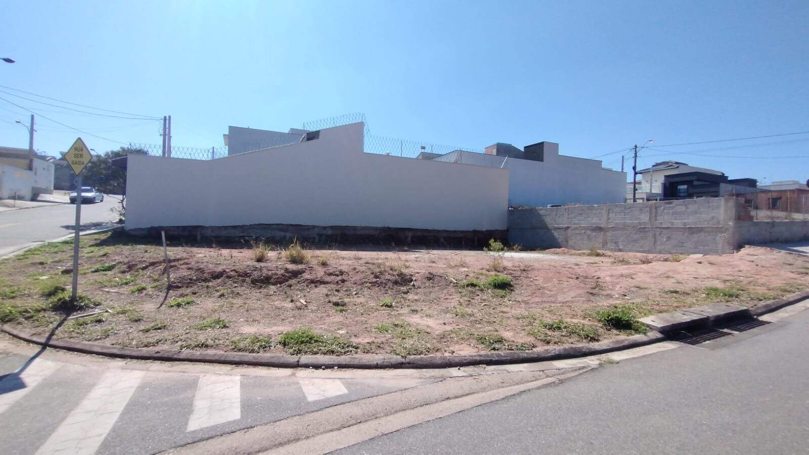 Terreno à venda no Jardim Marambaia II: 