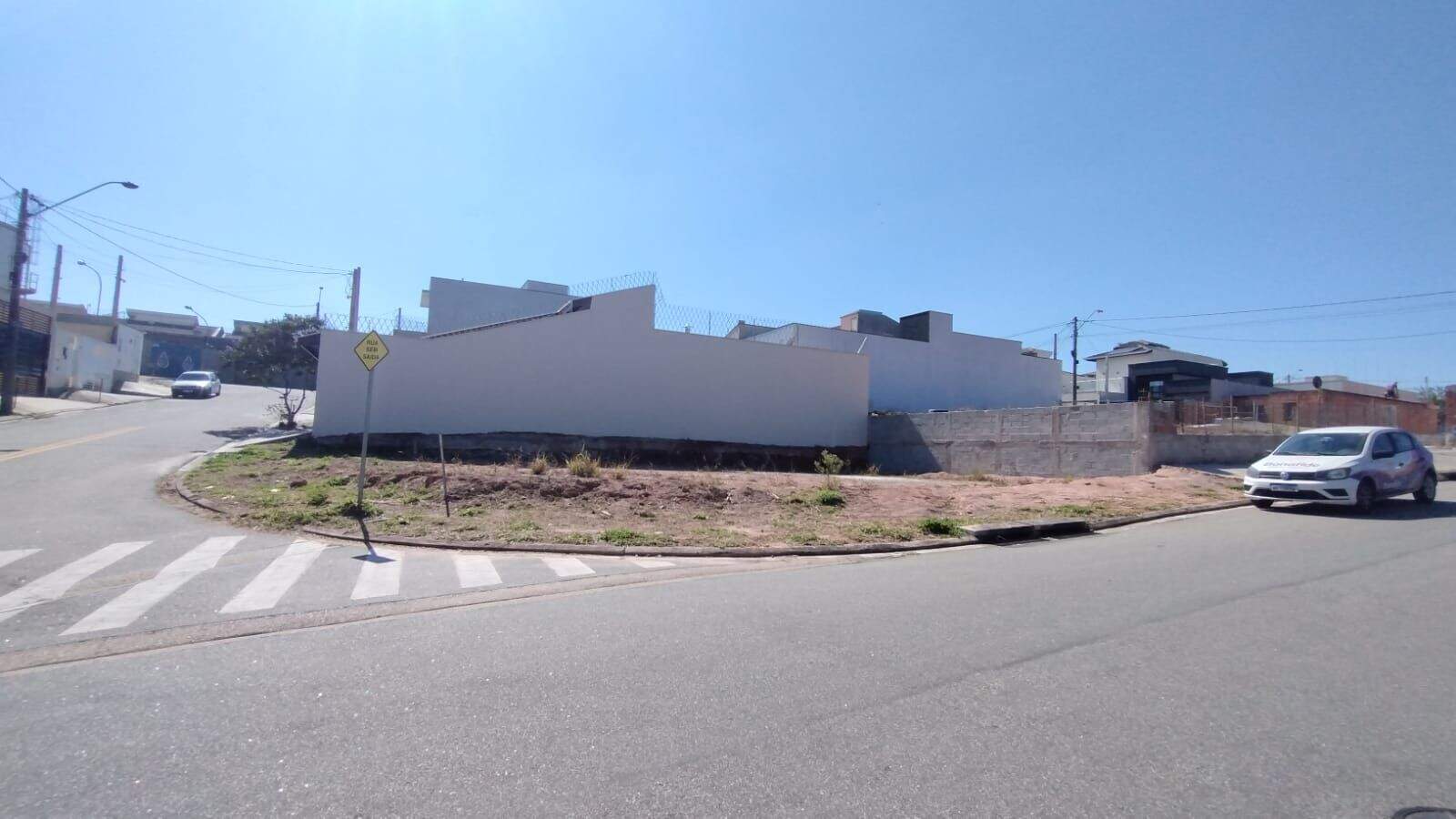 Terreno à venda no Jardim Marambaia II: 