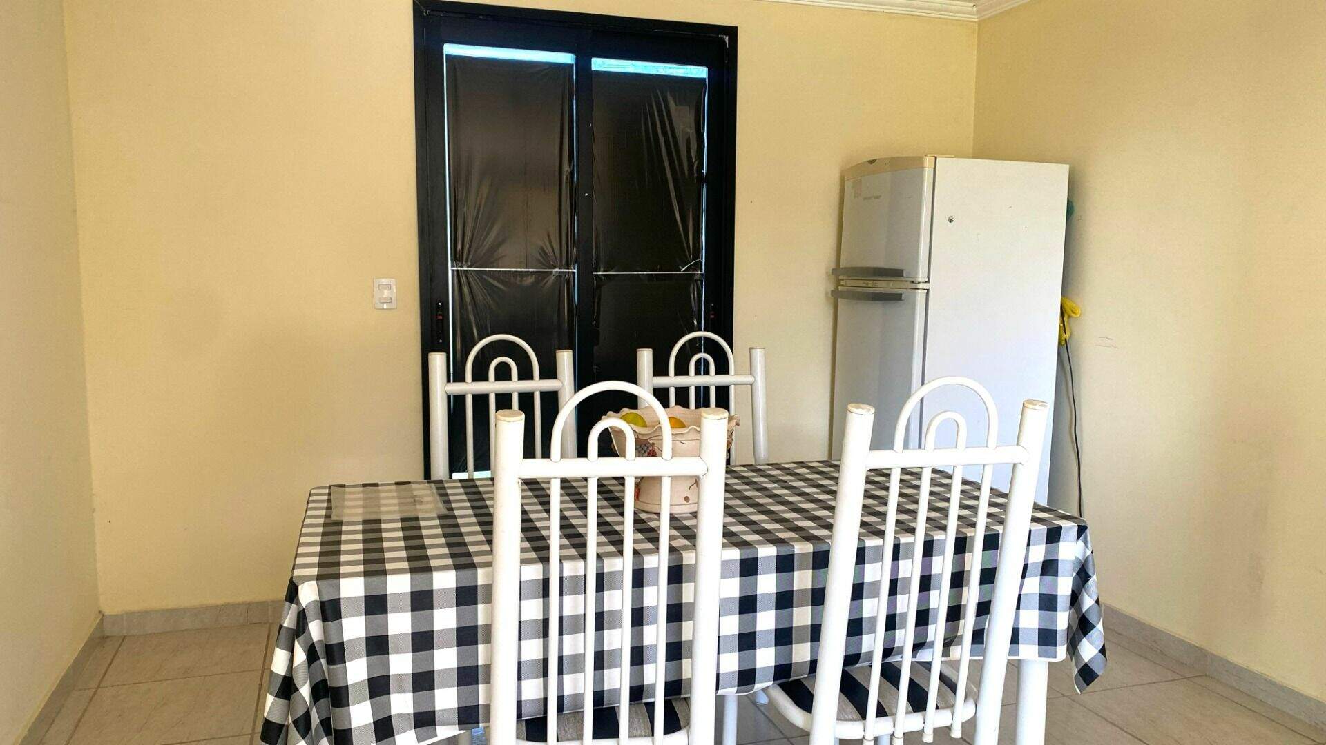 Casa à venda no Jardim Copacabana: 