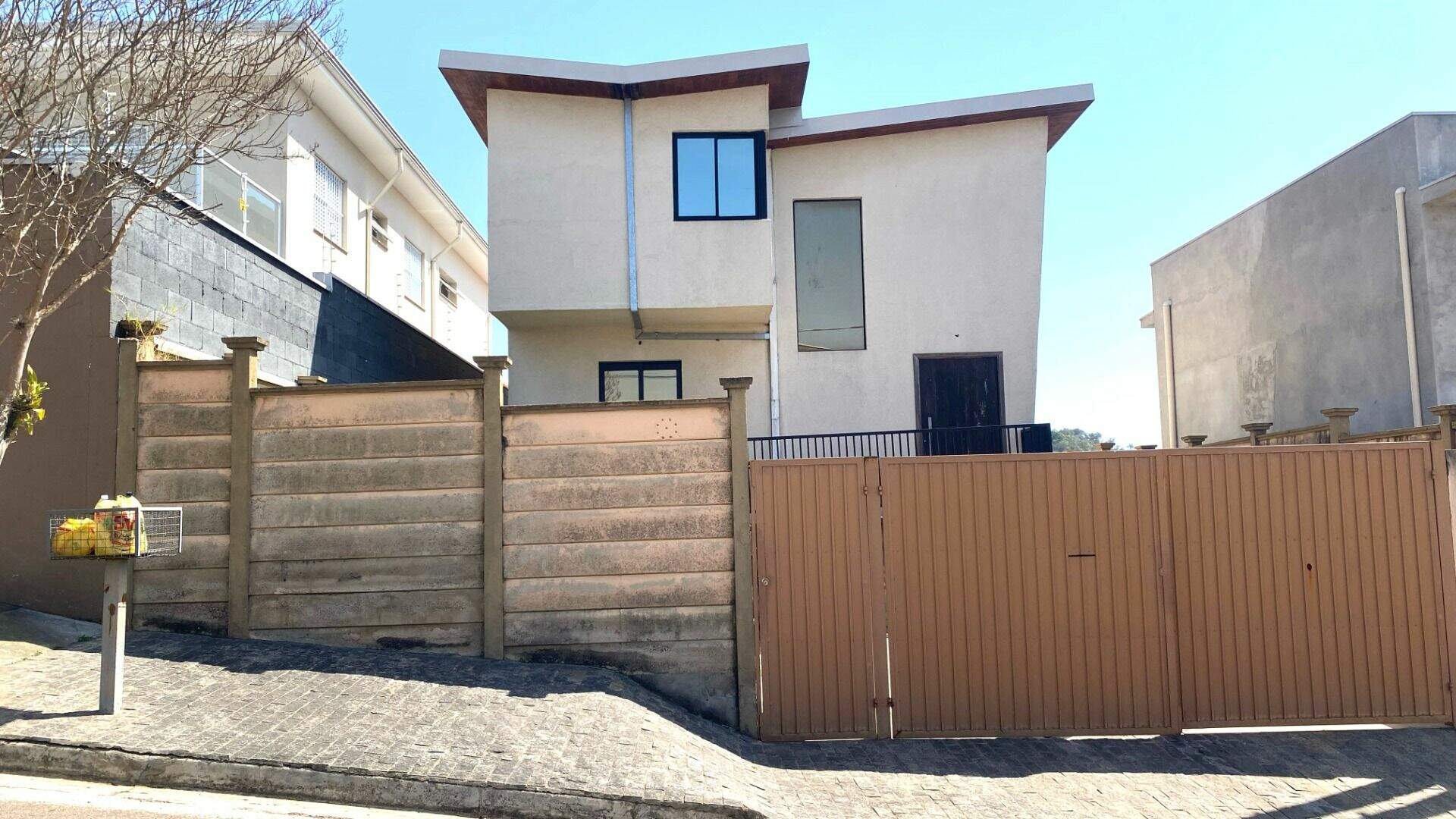Casa à venda no Jardim Copacabana: 