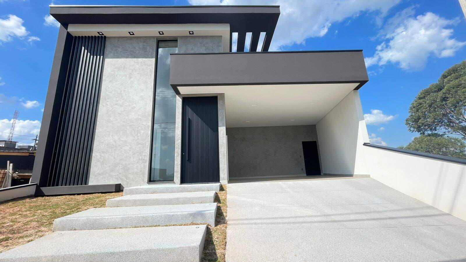 Casa à venda no Jardim Promeca: 