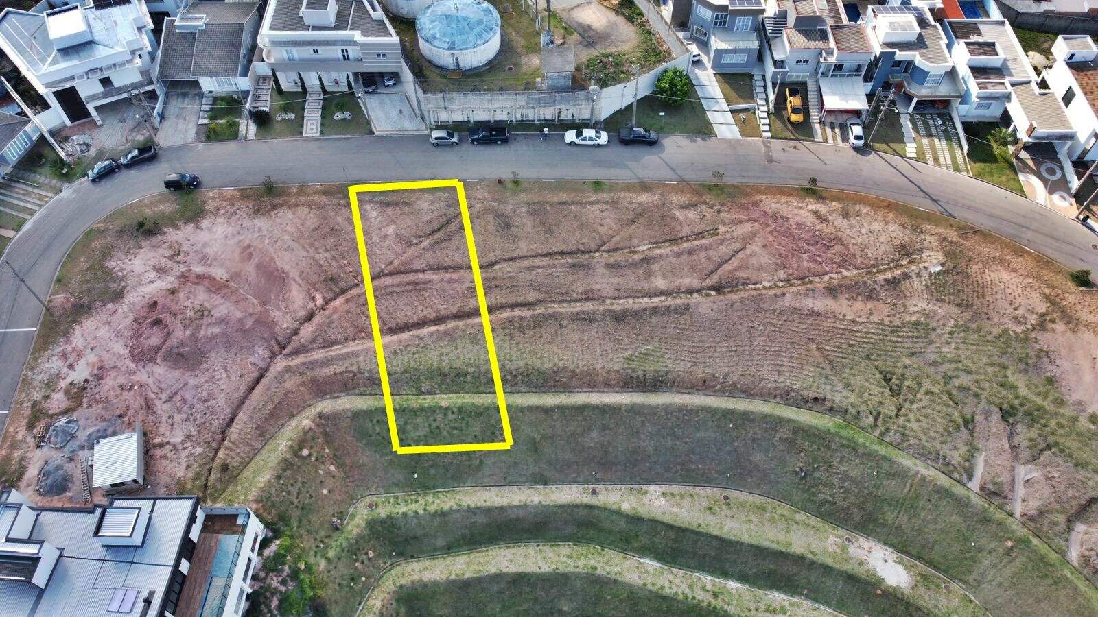 Terreno à venda no Jardim Promeca: 