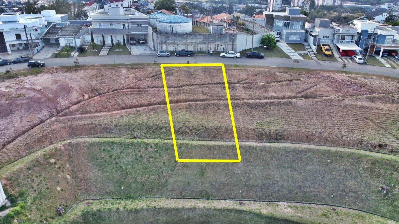 Terreno à venda no Jardim Promeca: 