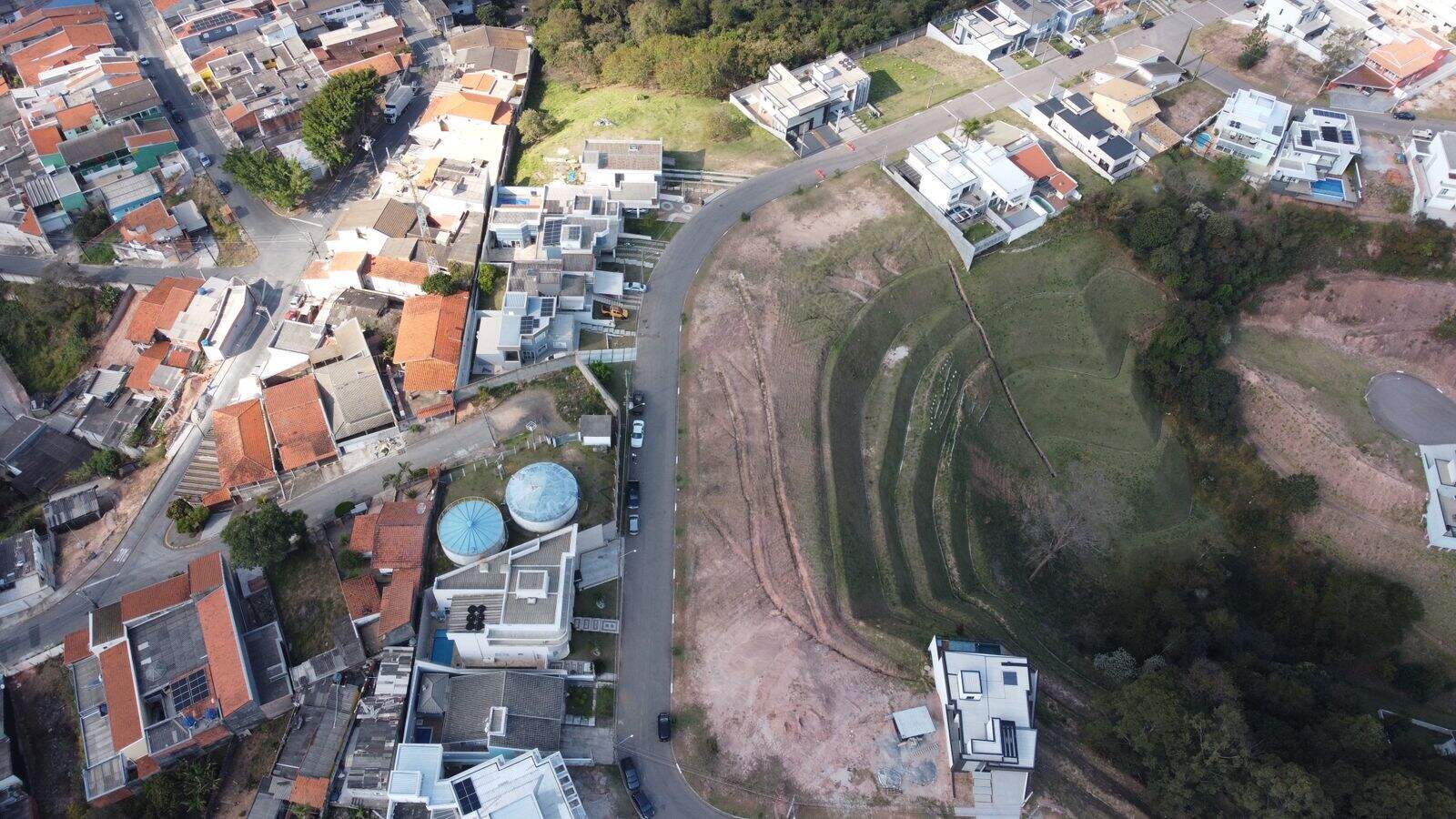 Terreno à venda no Jardim Promeca: 