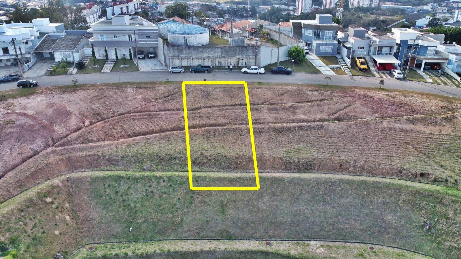 Terreno à venda no Jardim Promeca: 