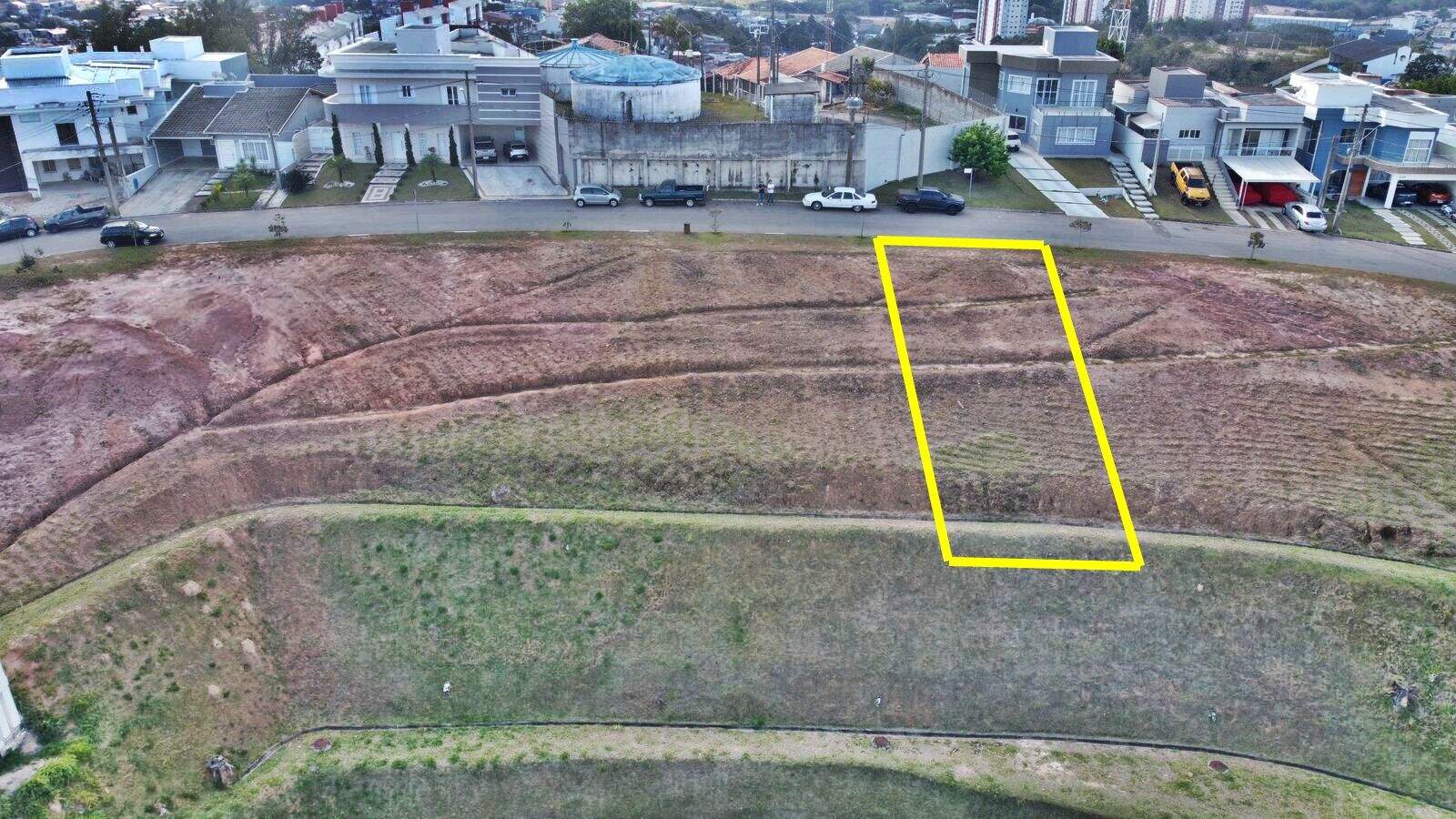 Terreno à venda no Jardim Promeca: 