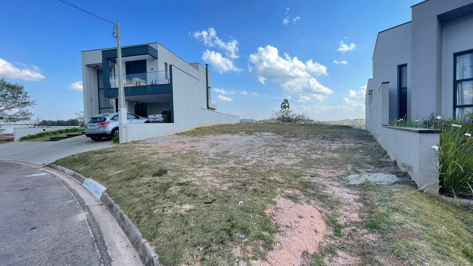 Terreno à venda no Jardim Promeca: 