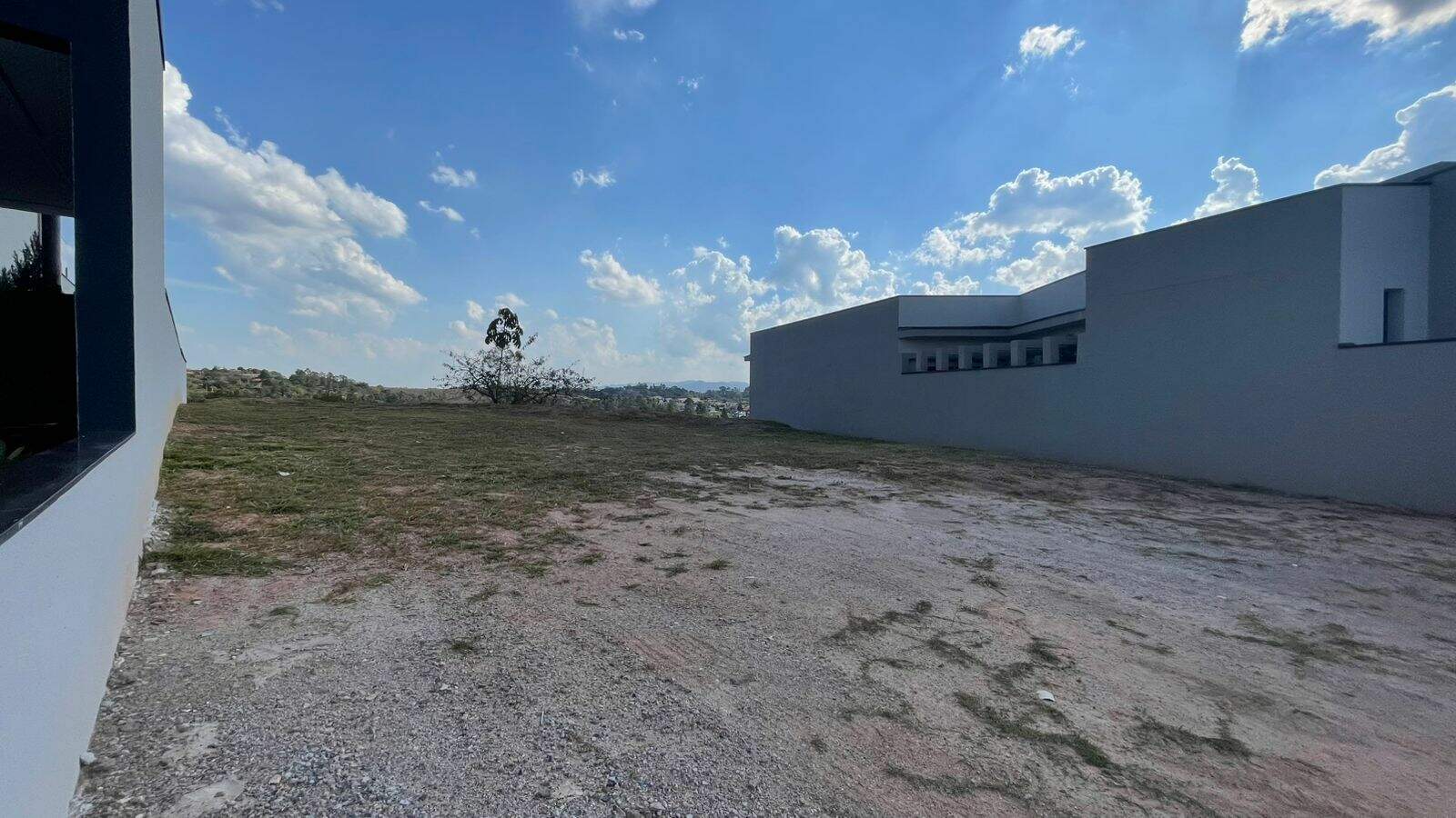 Terreno à venda no Jardim Promeca: 