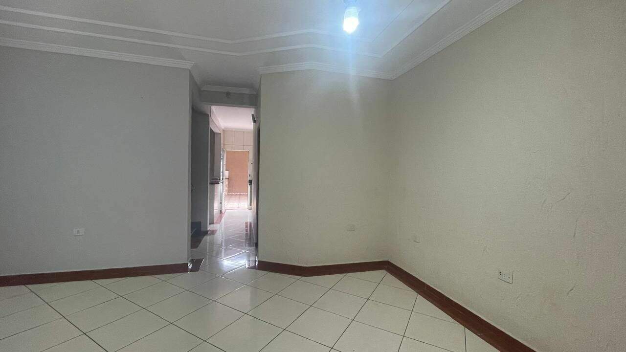 Casa à venda no Jardim Marambaia II: 