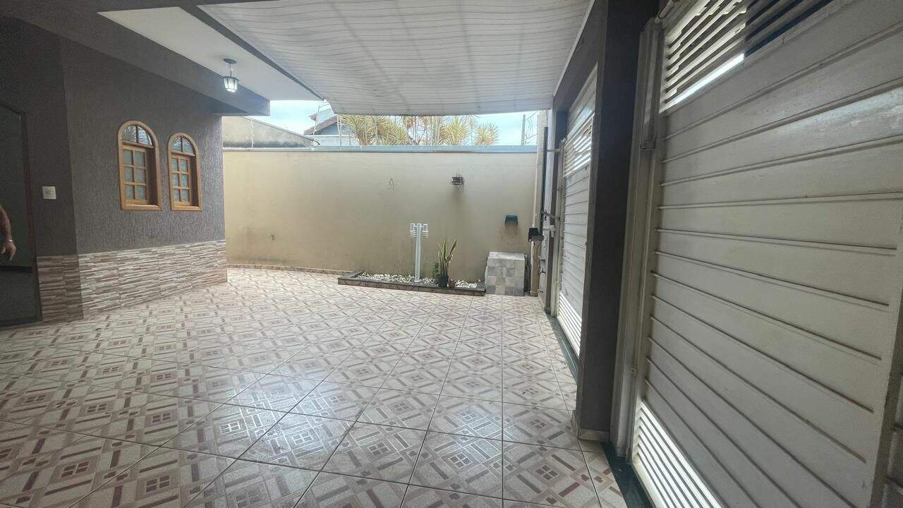 Casa à venda no Jardim Marambaia II: 