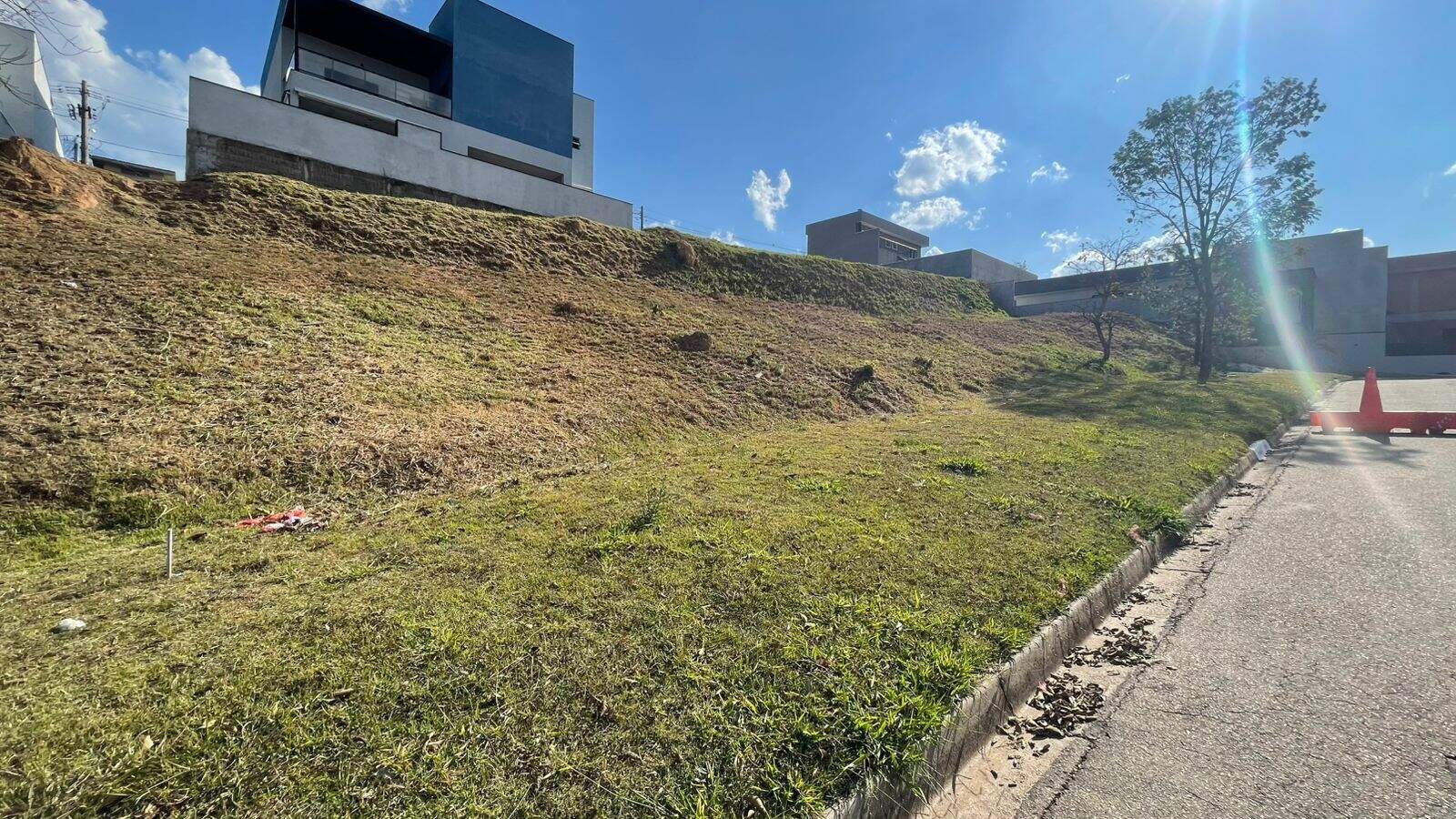 Terreno à venda no Jardim Promeca: 