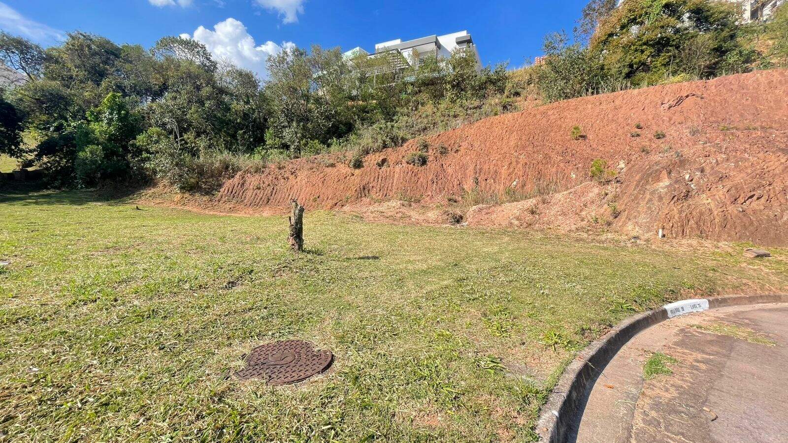 Terreno à venda no Jardim Promeca: 