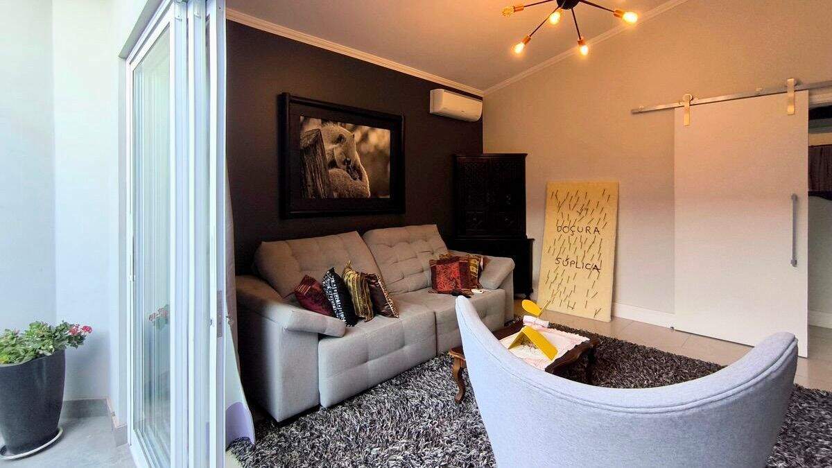 Casa à venda no Loteamento Reserva Ermida: 