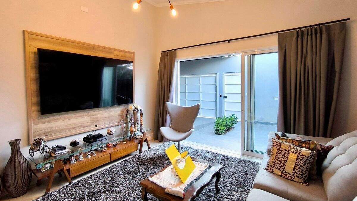 Casa à venda no Loteamento Reserva Ermida: 