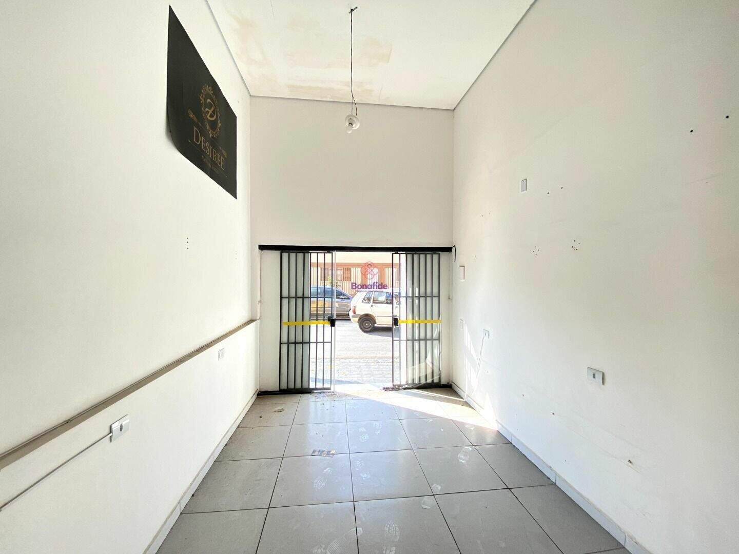 Salão à venda no Jardim Ana Maria: 