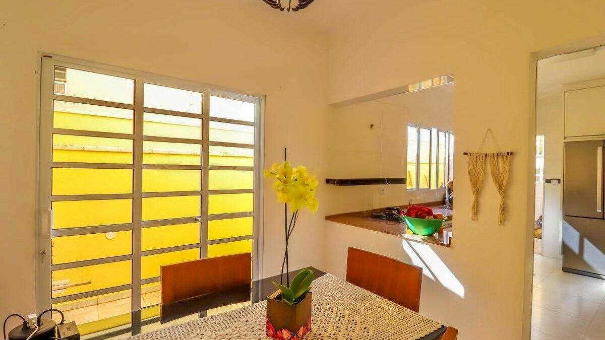 Casa à venda no Jardim Tannus: 