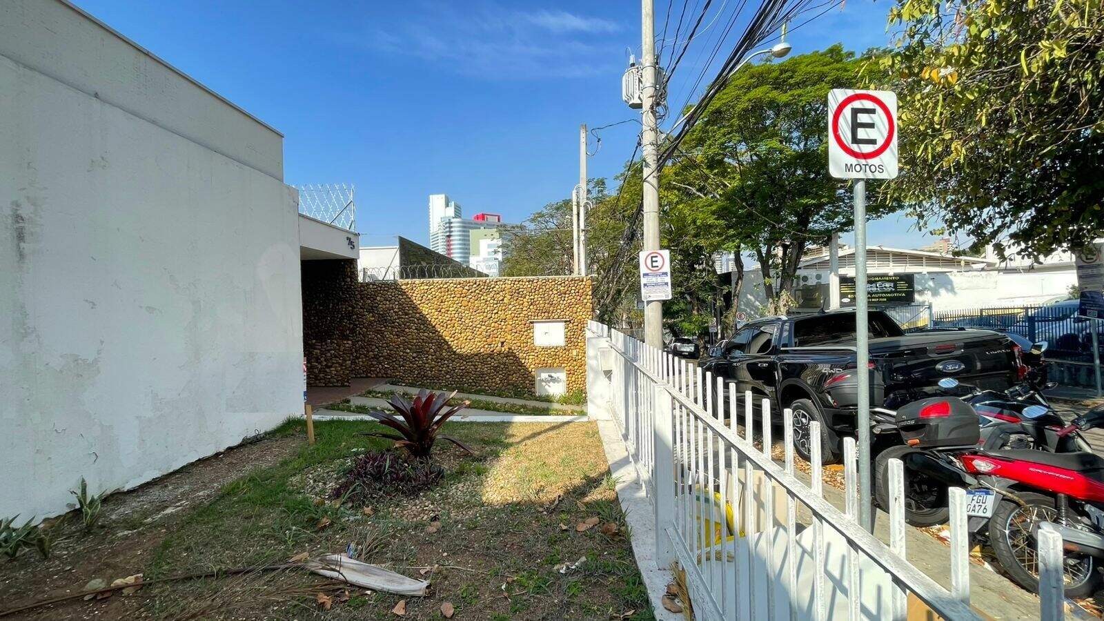 Casa à venda no Chácara Urbana: 